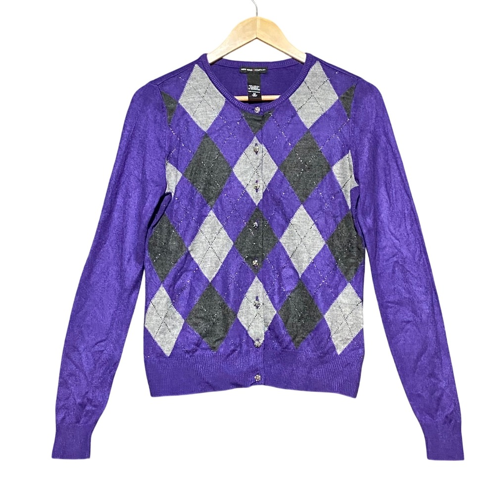 New York & Company Purple Argyle Cardigan‎ Sweater Women's Medium Fancy Buttons